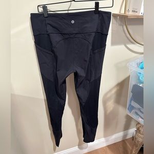 Lululemon black leggings